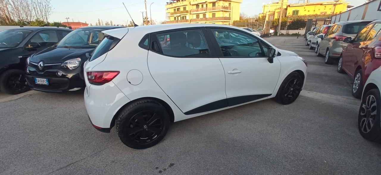 Renault Clio 1.5 dCi 8V 75CV 5 porte 1 proprietario