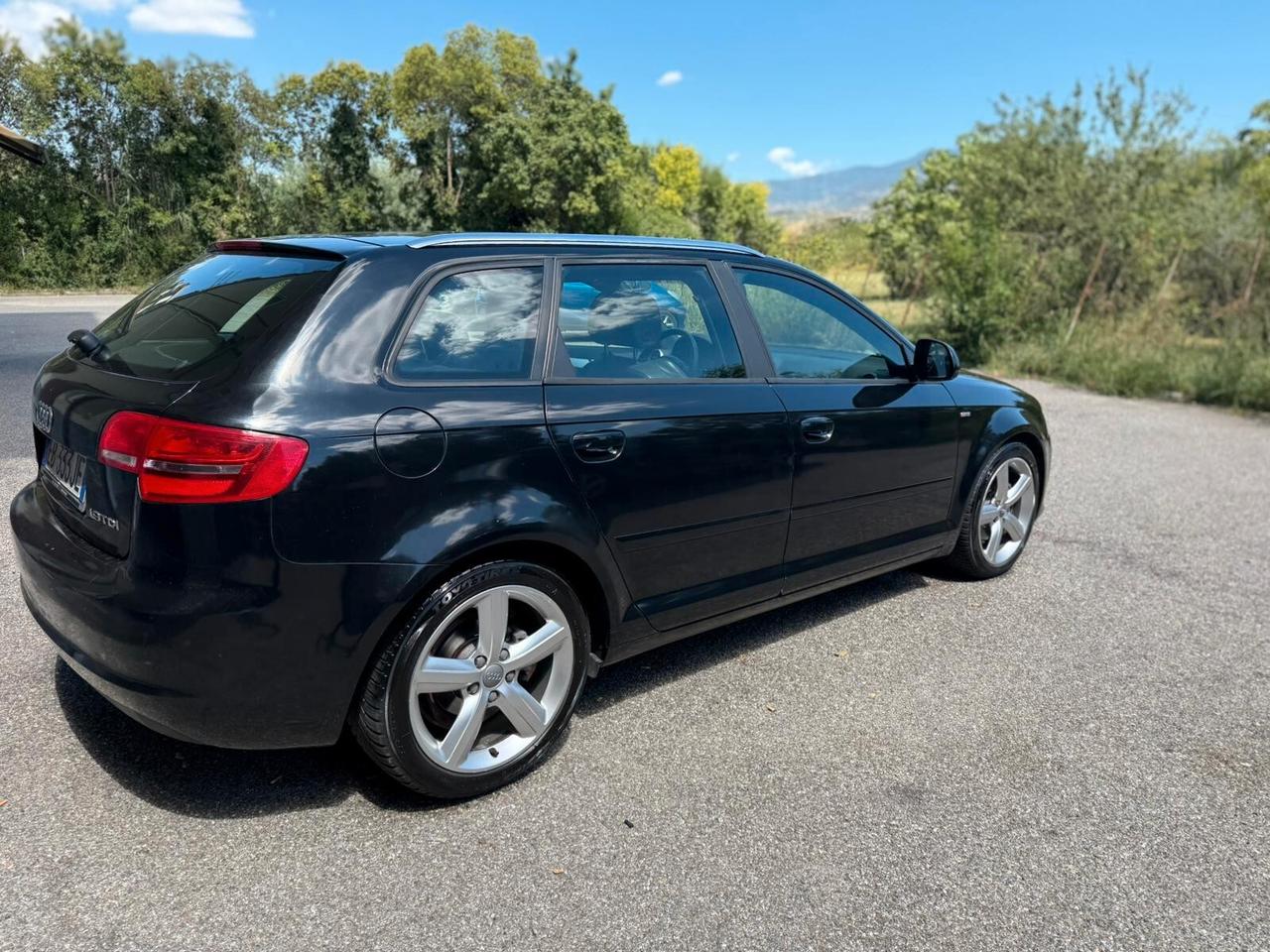 Audi A3 SPB 1.6 TDI 105 CV CR Ambition