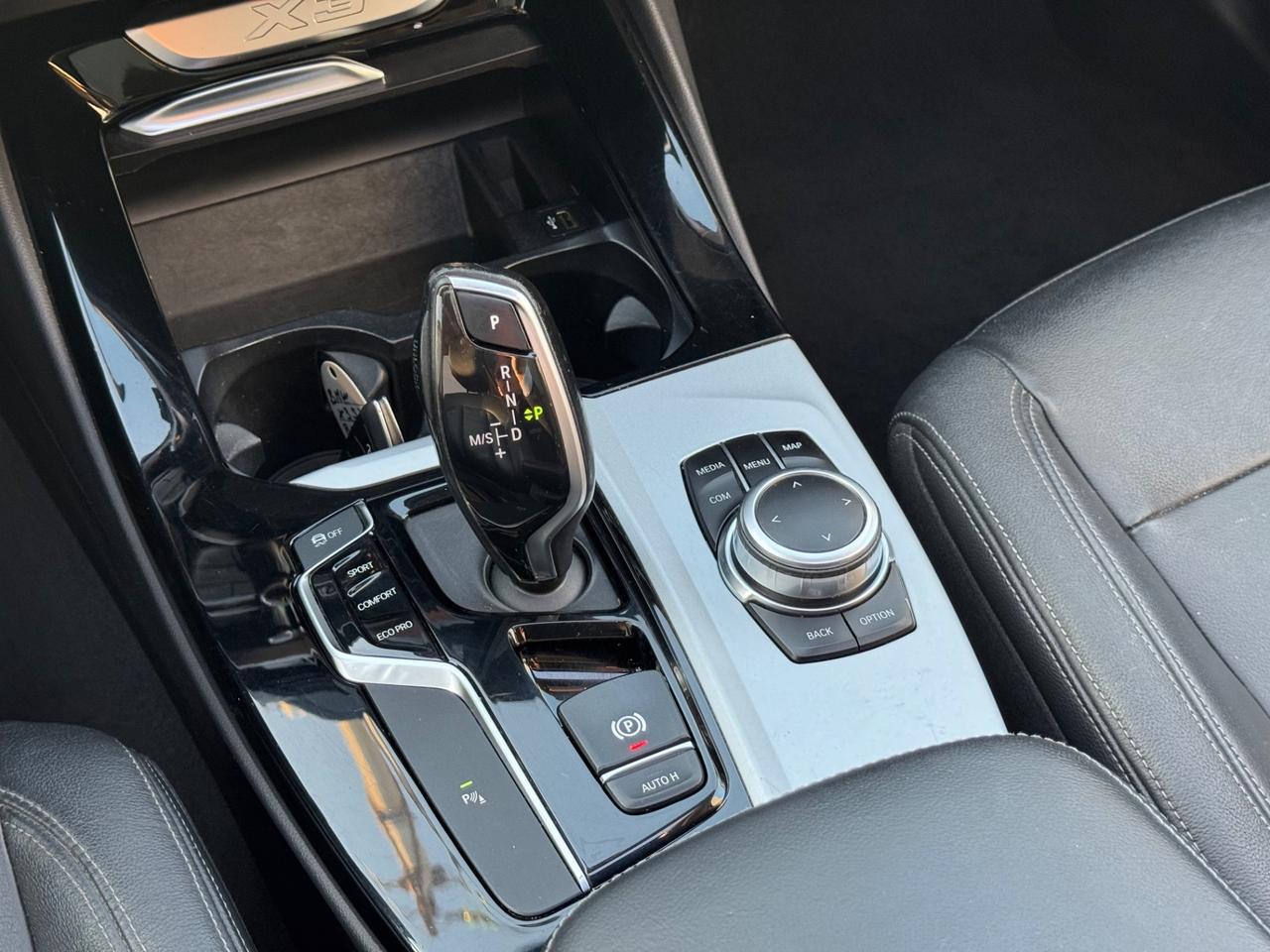 Bmw X3 sDrive18d Business Advantage