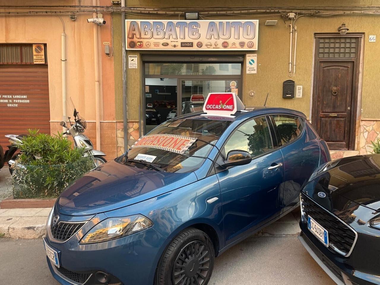 Lancia Ypsilon 1.0 FireFly 5 porte S&S Hybrid Ecochic Gold