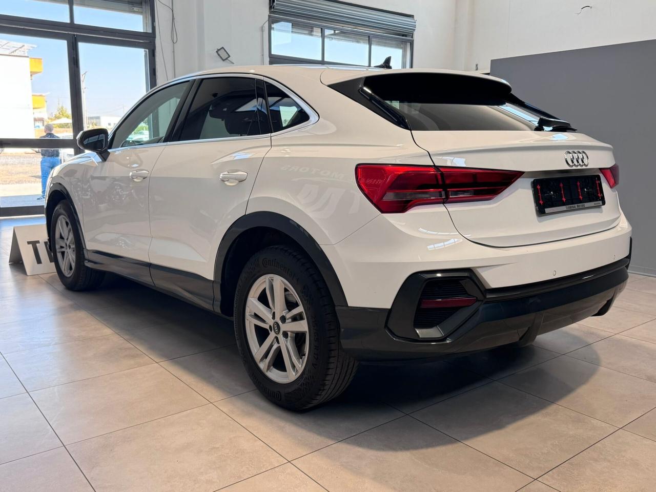 Audi Q3 SPB 35 TDI S tronic Business Advanced