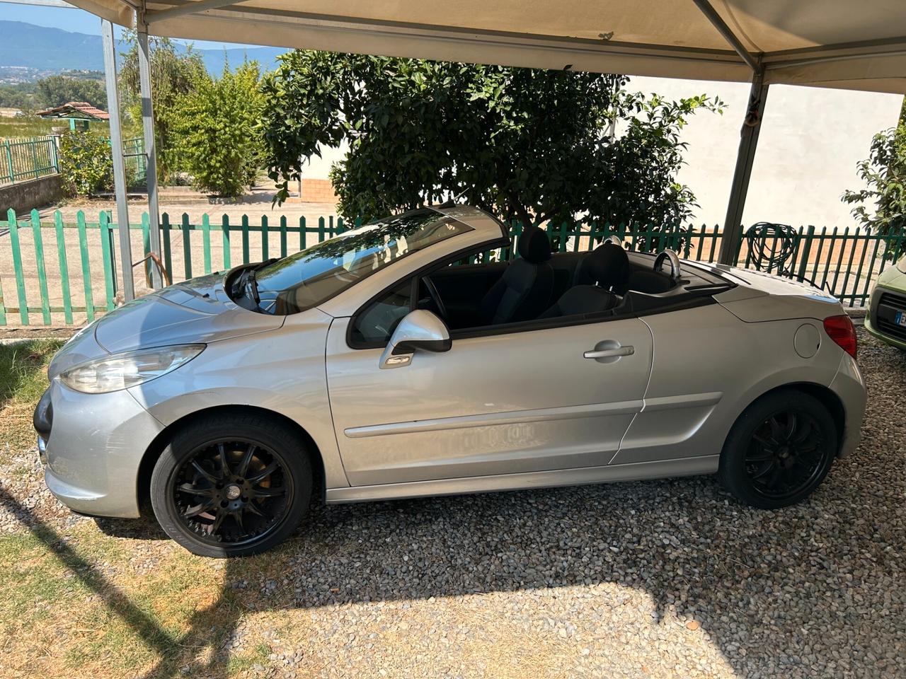 Peugeot 207 1.6 VTi 120CV CC Roland Garros