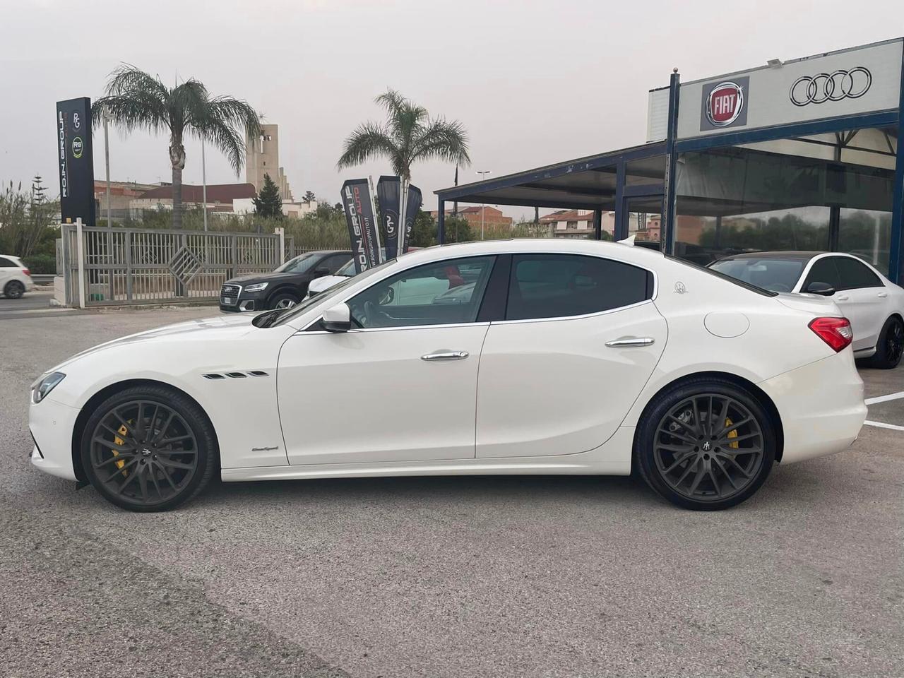 Maserati Ghibli V6 Diesel Gransport 3.0 d 275 cv