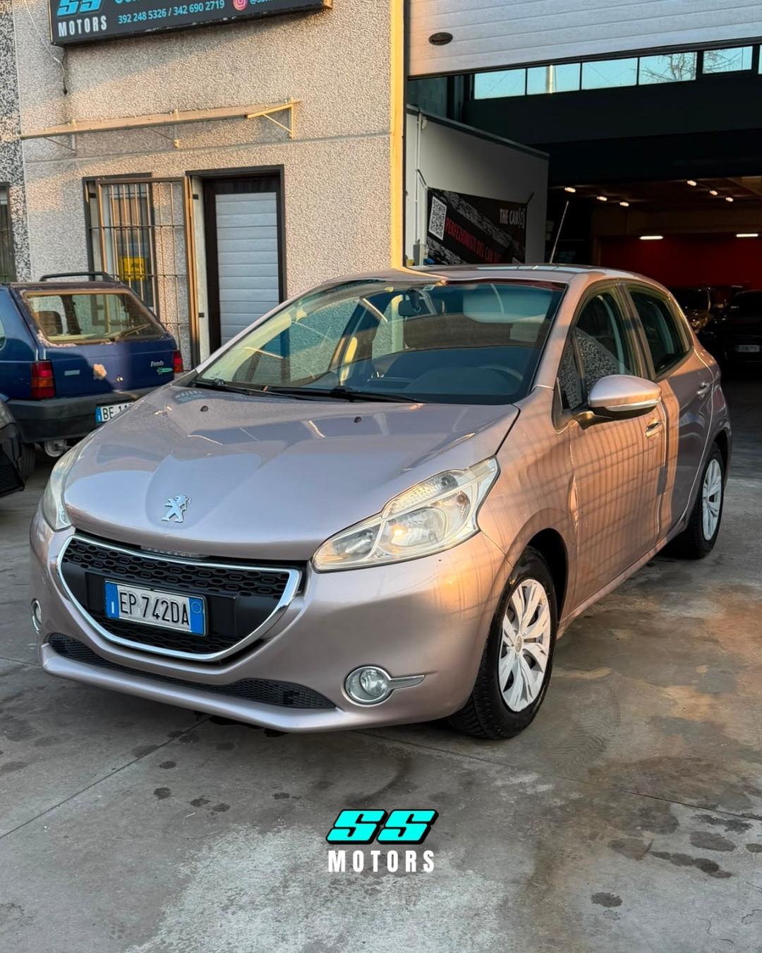 Peugeot 208 1.2 VTi 82 CV 5 porte Allure