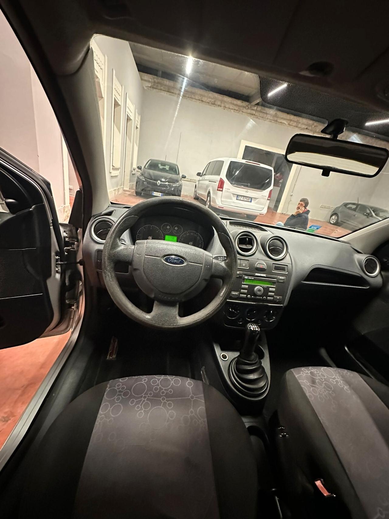 Ford Fiesta 1.4 TDCi 5p. Ghia