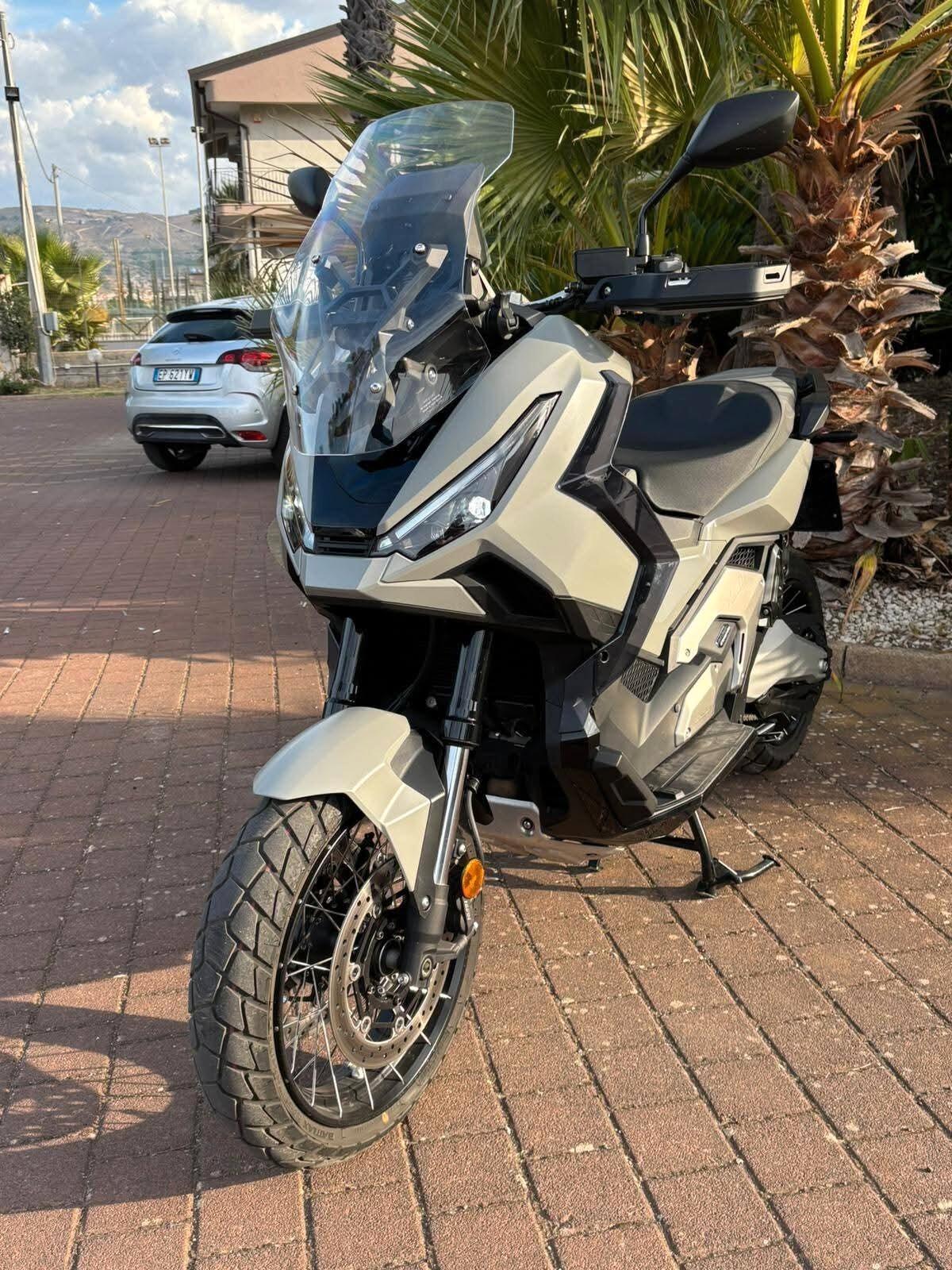 Honda X-ADV 750