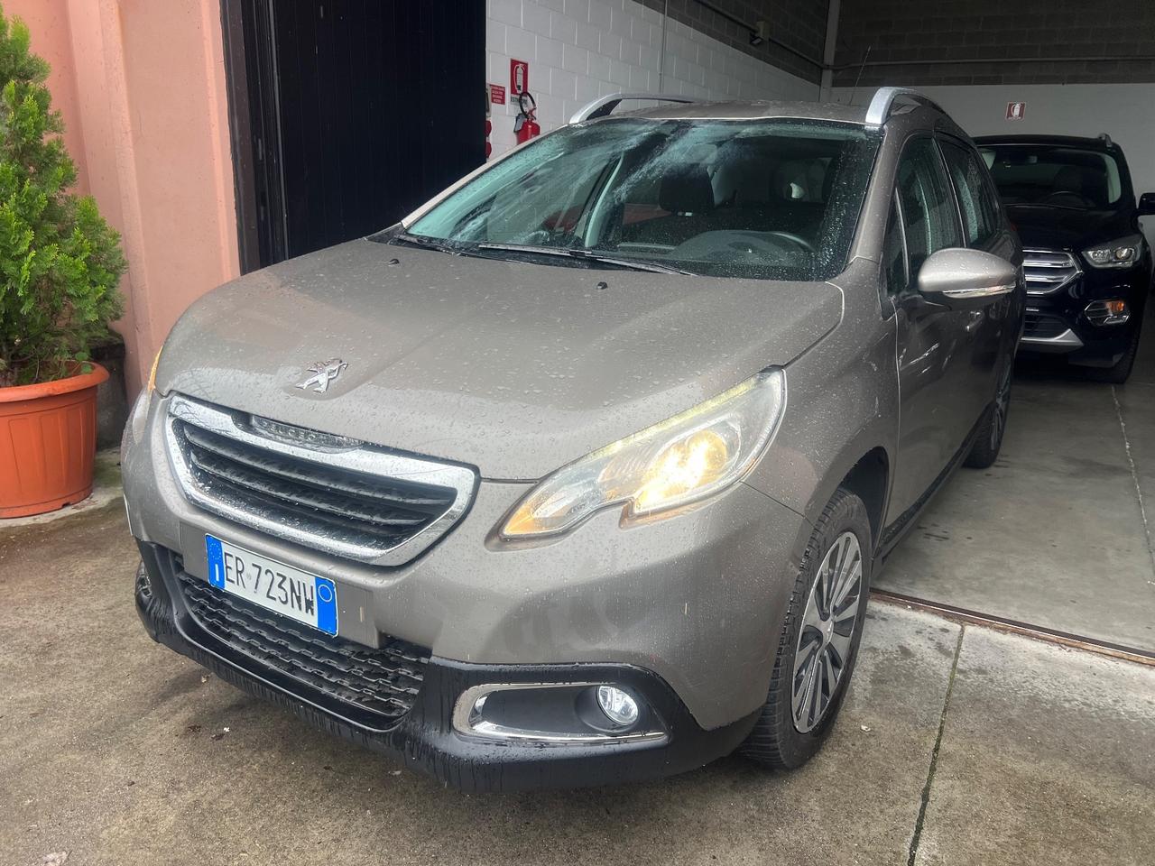 Peugeot 2008 1.6 e-HDi 92 CV Stop&Start robotizzato Allure