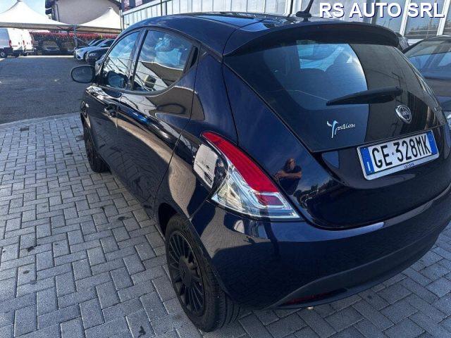 LANCIA Ypsilon Ypsilon 1.0 FireFly 5 porte S&S Hybrid Ecochic Sil
