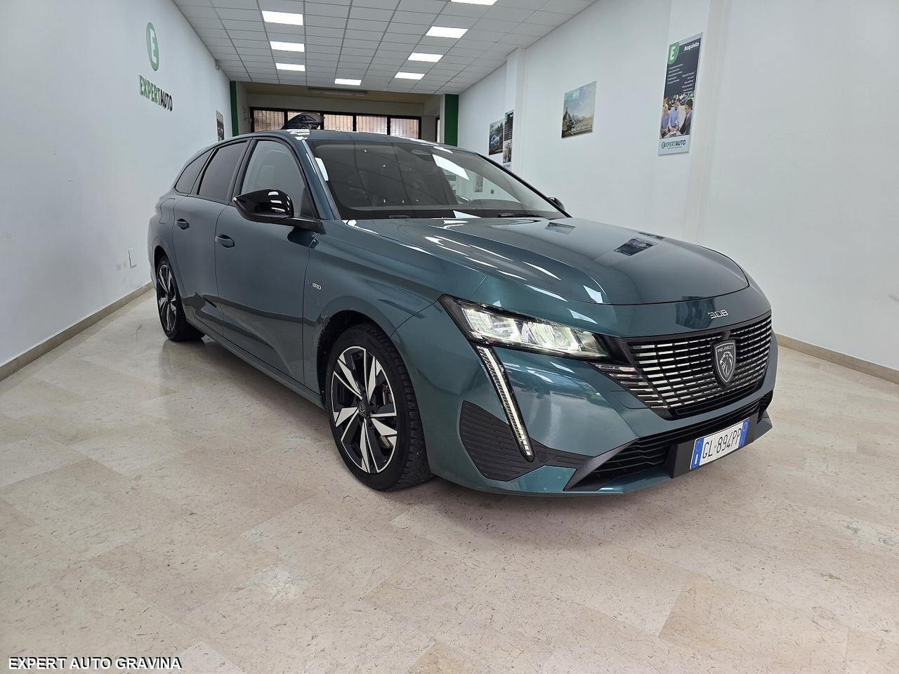 PEUGEOT 308sw 225cv HYBRID ALLURE IVA DEDUCIBILE