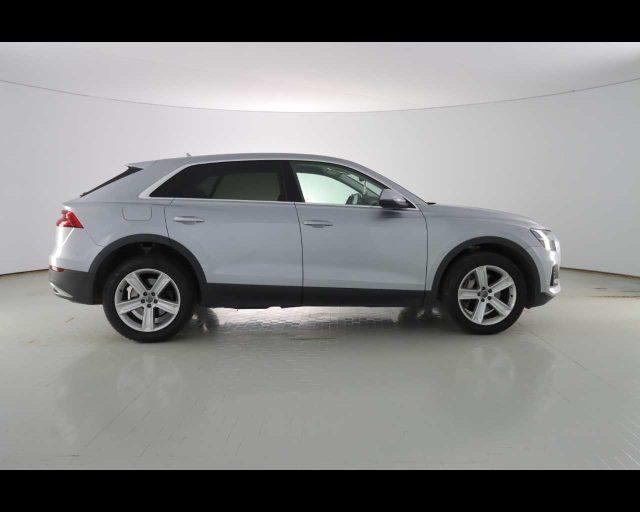 AUDI Q8 45 TDI quattro tiptronic