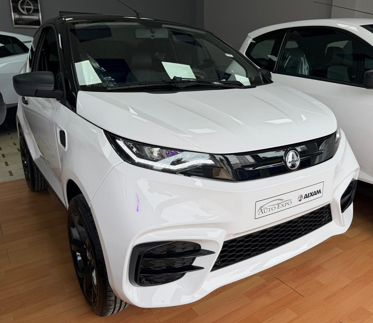 Aixam E-City Sport Km0 2026 con ECOBONUS