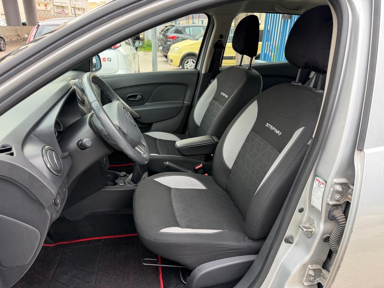 Dacia Sandero Stepway 0.9 benz GPL casa madre 2016