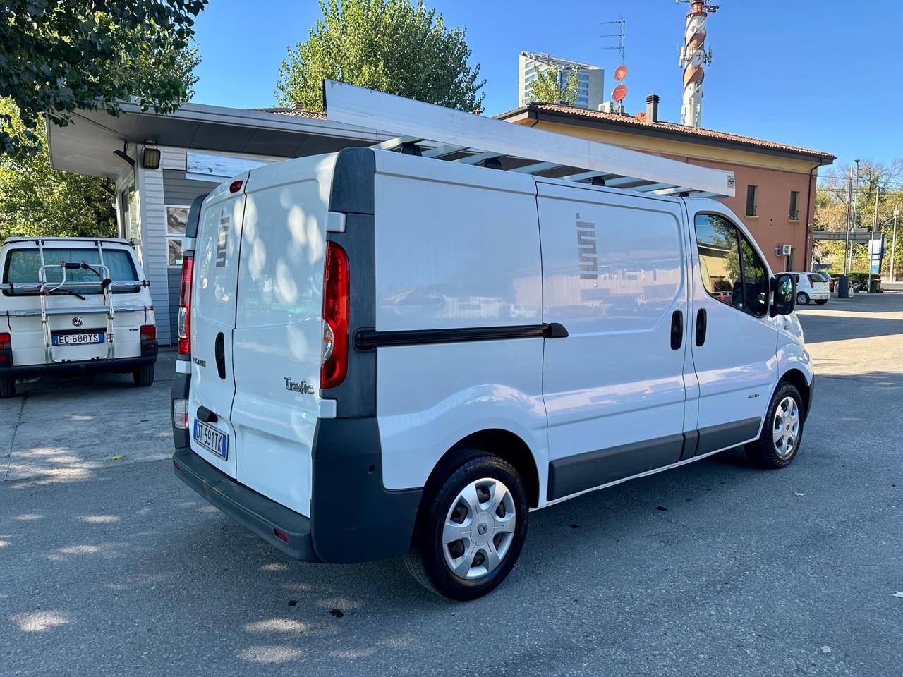 Renault Trafic T27 2.0 dCi/115 PC-TN Furgone DPF
