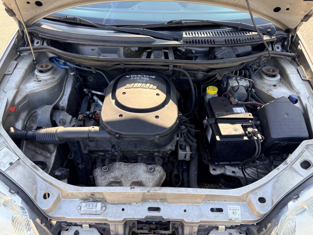 Fiat Punto 1.2 5 porte “MOTORE SOSTITUITO”