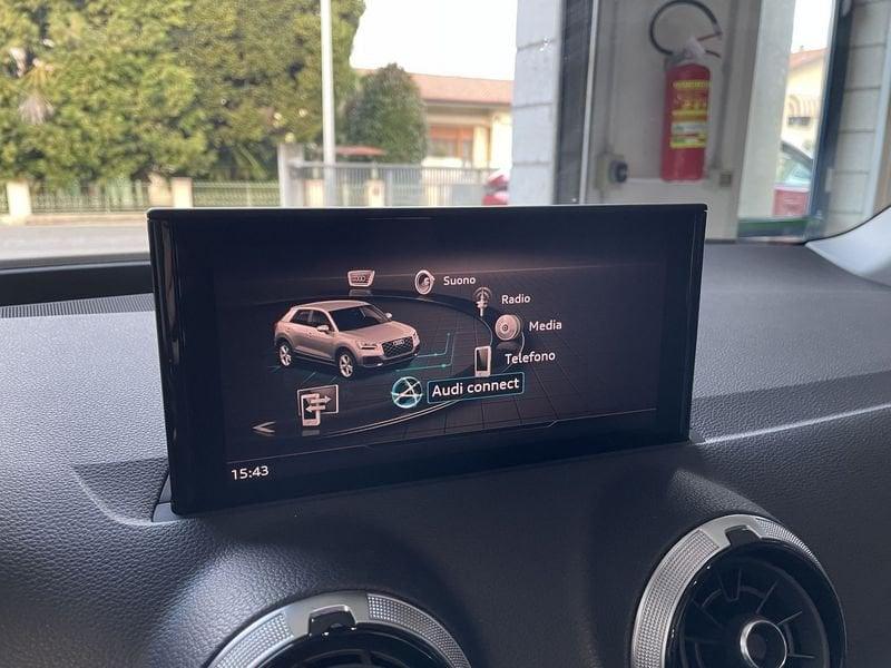 Audi Q2 Q2 35 TFSI S tronic Identity Black