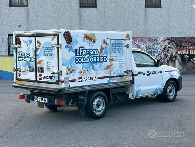 TOYOTA HILUX CON FRIGO SUPER PREZZO!