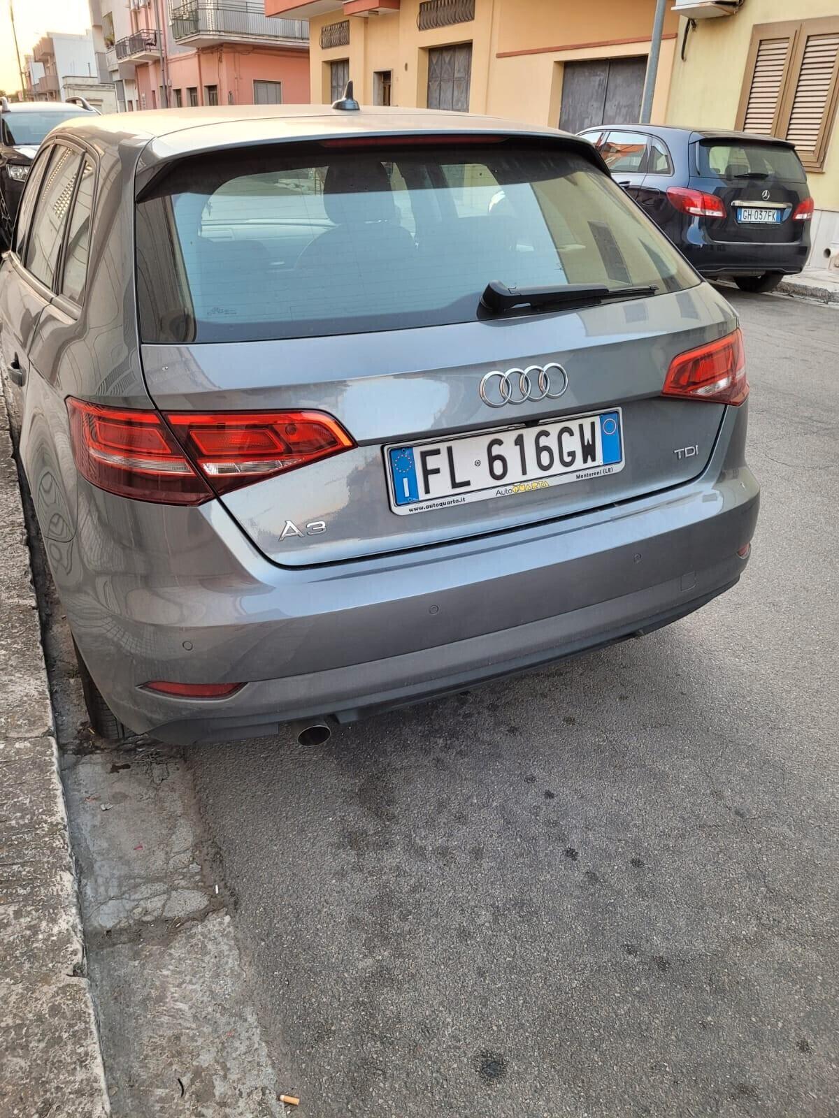 Audi A3 Sportback 1.6 TDI 115CV *LED *NAVI