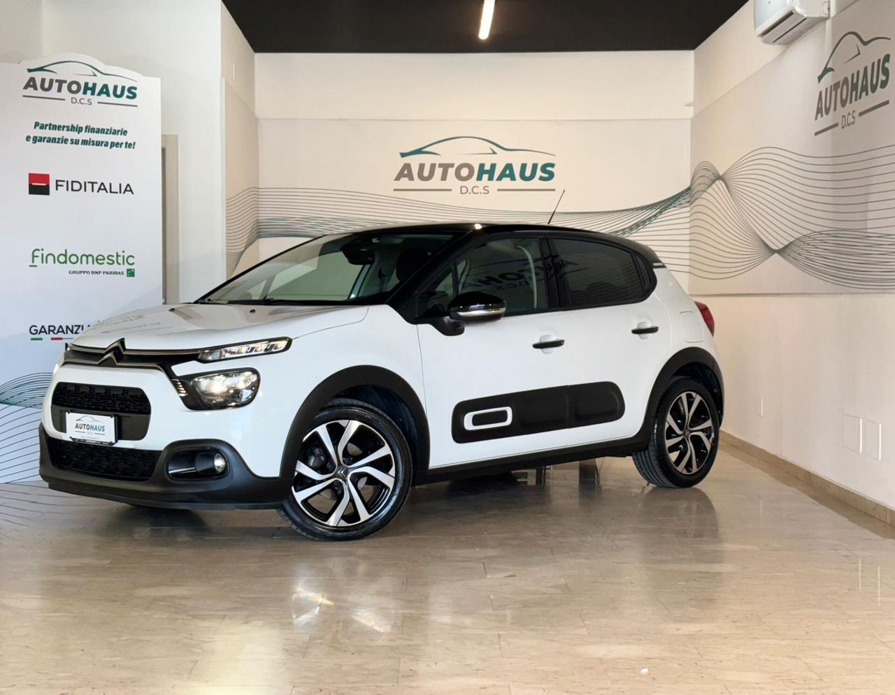 Citroen C3 1.2 Benzina 83 cv -Shine Pack Navigatore e Telecamera