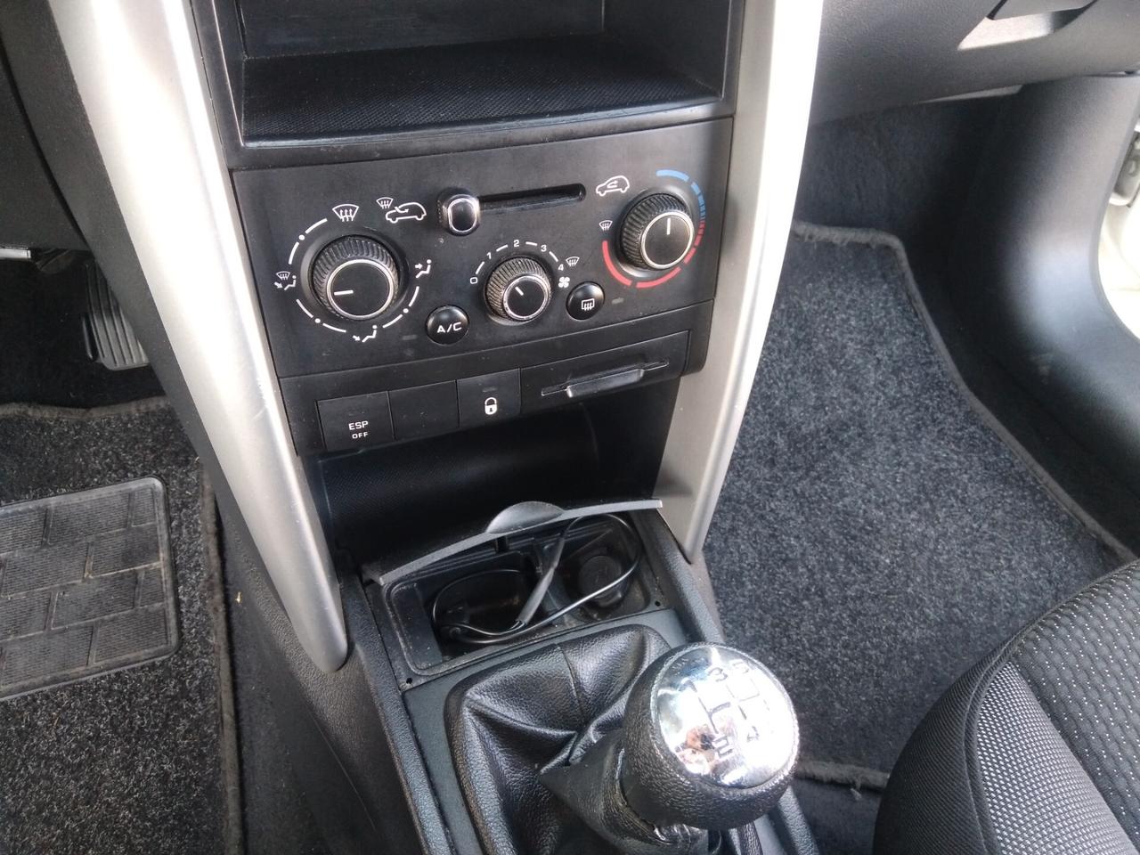 Peugeot 207 1.4 8V 75CV 3p. Energie ECO GPL x neopatentati