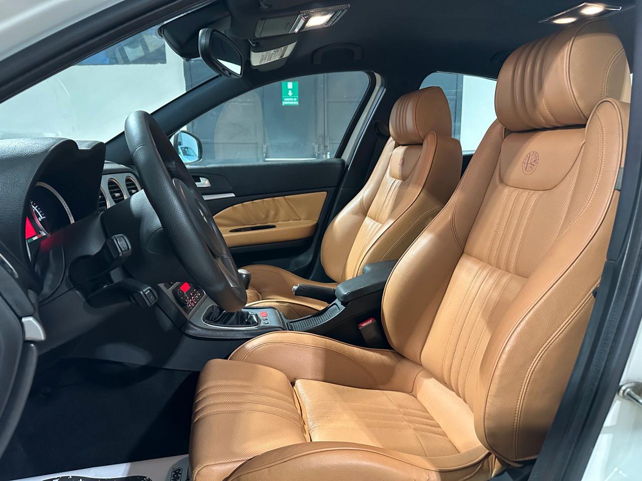 Alfa Romeo 159 3.2 V6 SPORT - BERLINA PELLE