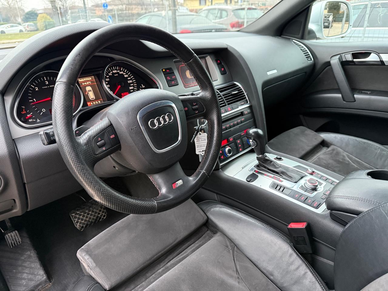 Audi Q7 3.0 V6 TDI 240 CV quattro S-Line 7 posti