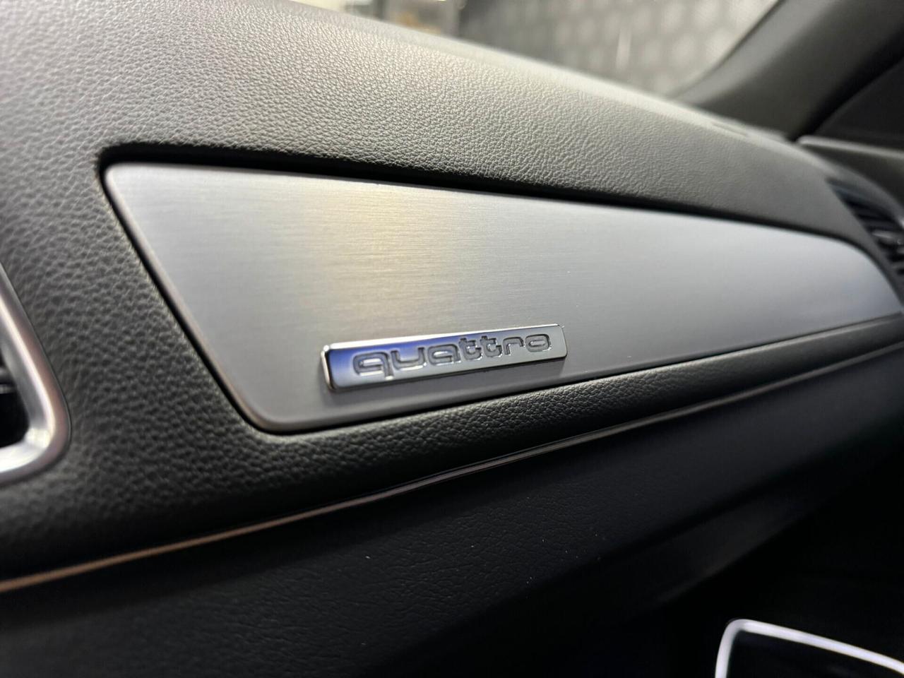 Audi Q3 2.0 TDI 150 CV quattro S tronic edition Sport