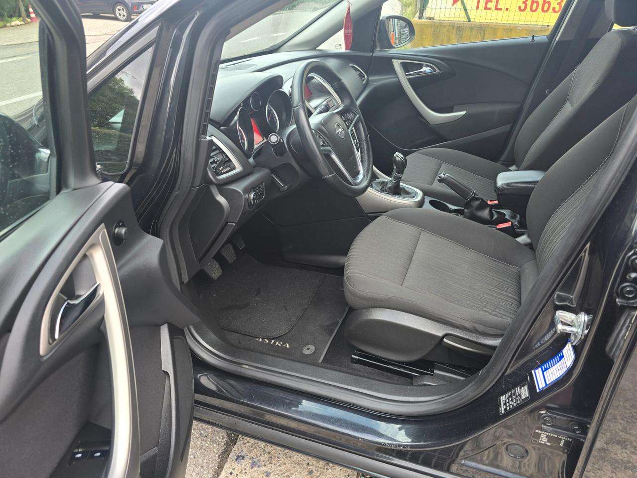 Opel Astra 1.4 100CV 5 porte Cosmo