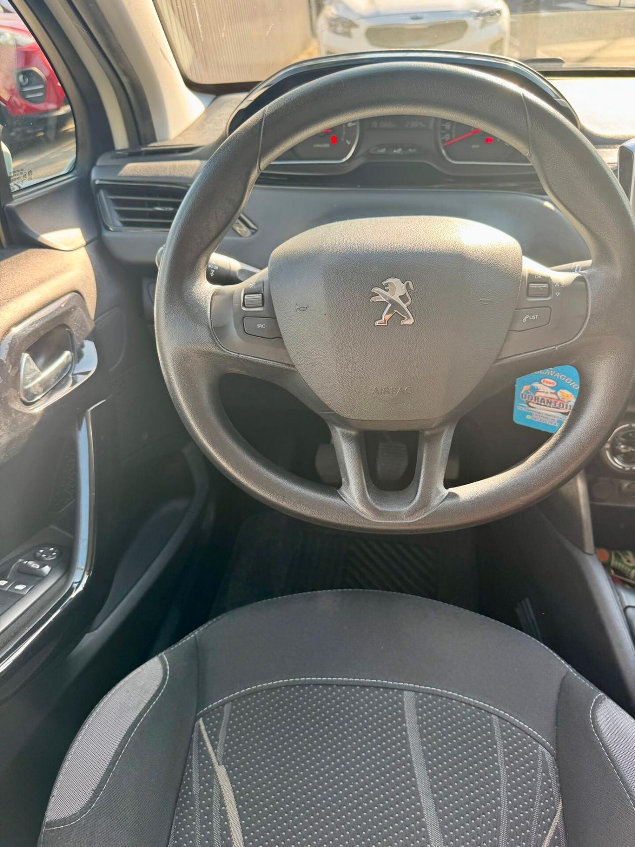 Peugeot 208 1.2 VTi 82 CV 5 porte Allure