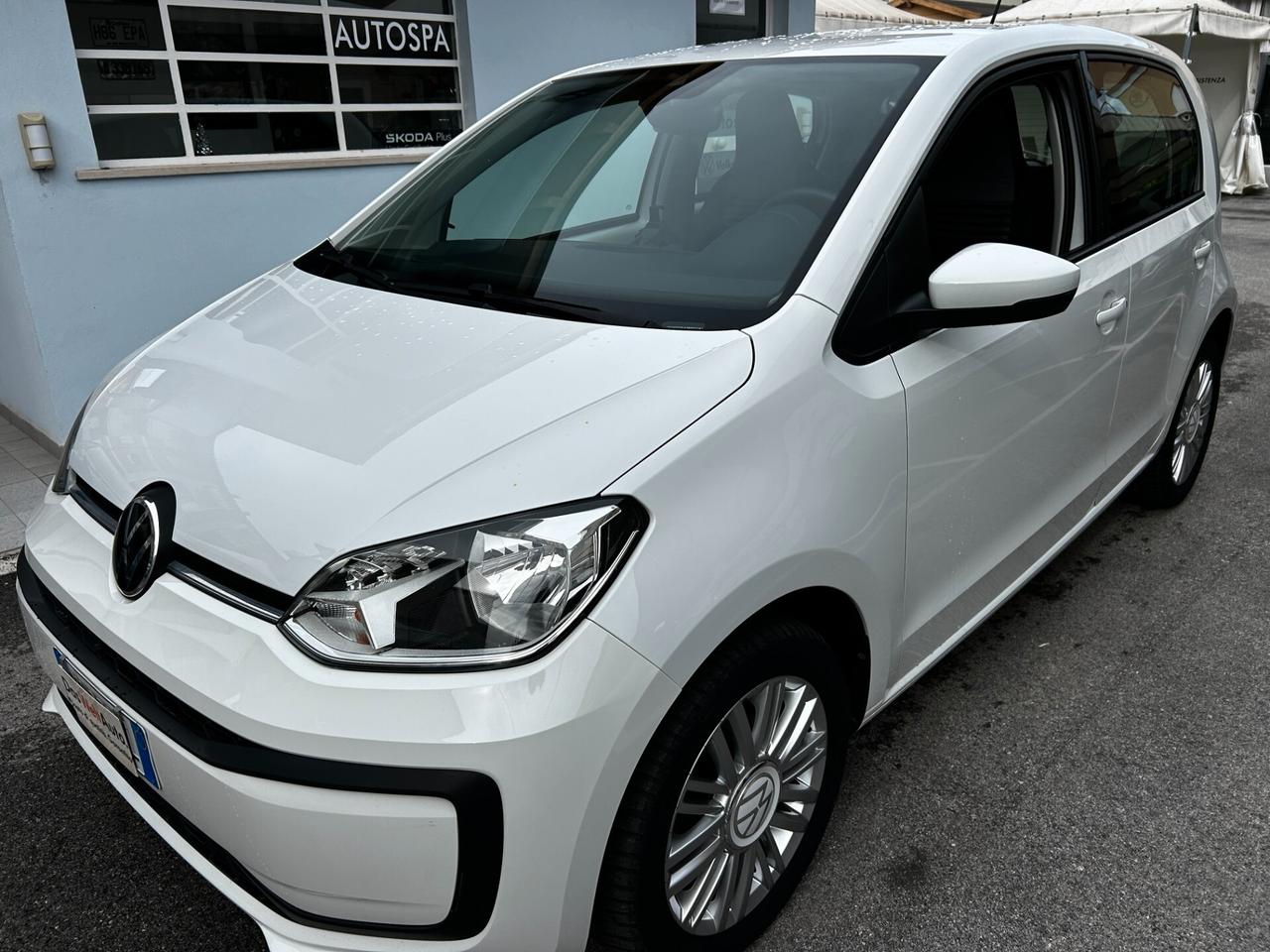 Volkswagen up! 1.0 move Blue Motion 2022
