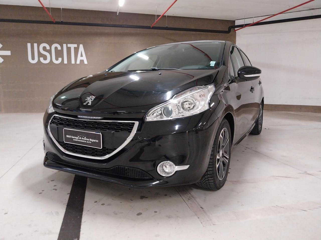 Peugeot 208 1.2 VTi 82 CV - ok neopatentati