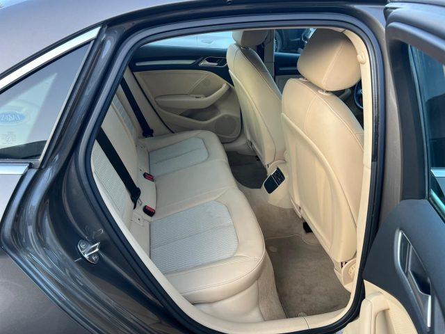 AUDI A3 1.6 TDI 110cv clean diesel Ambiente