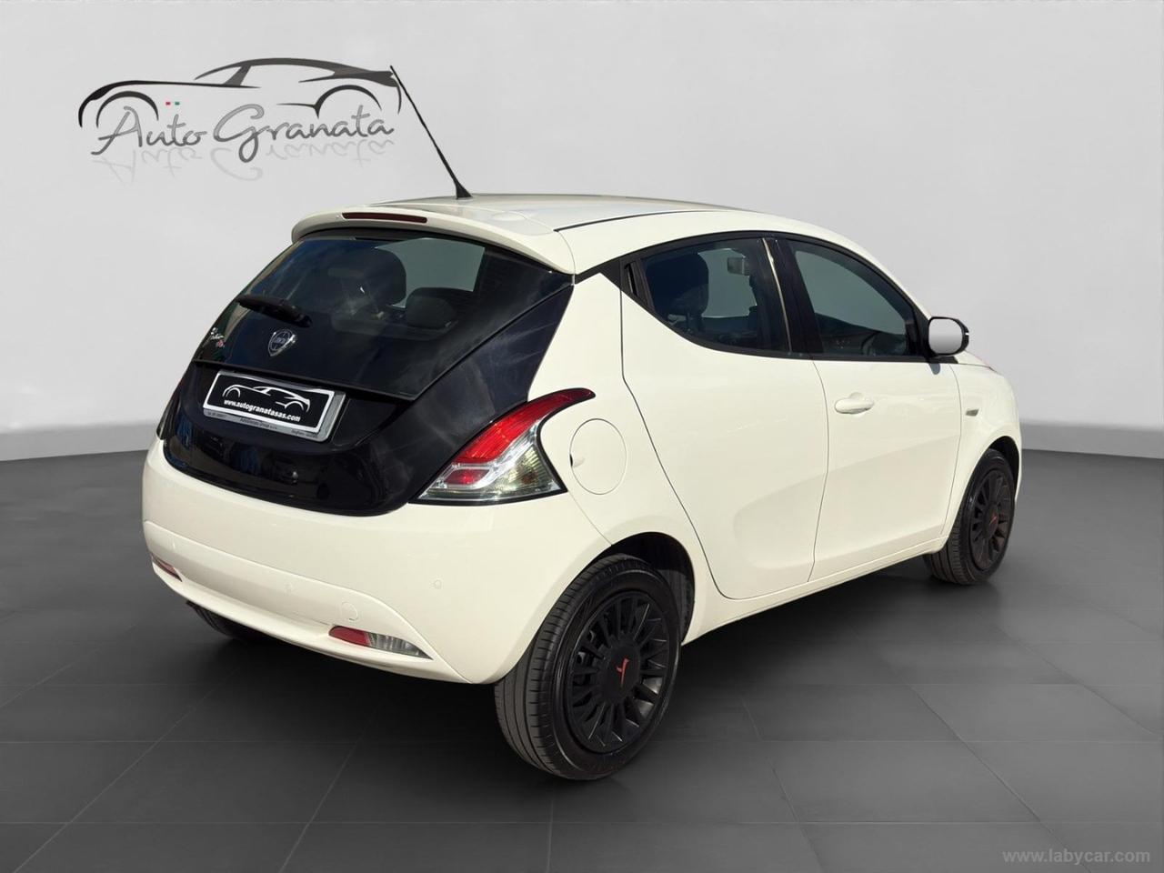 LANCIA Ypsilon 1.2 69 CV 5p. GPL Ecochic Ele. ELEFANTINO ROSA