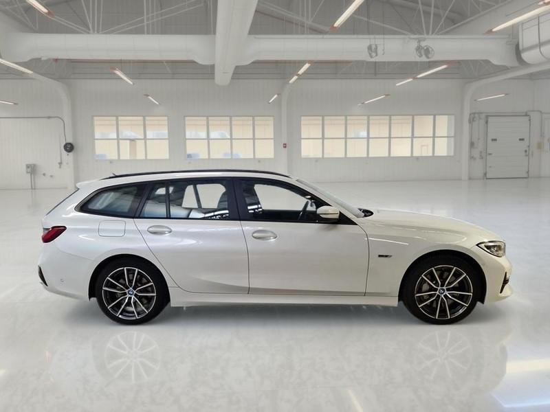 BMW 330 XDRIVE BUSINESS ADVANTAGE TOURING AUTO STATION WAGON
