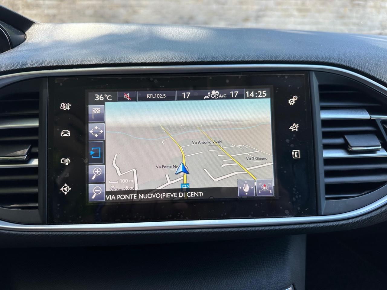 Peugeot 308 BlueHDi 120 S&S SW Allure