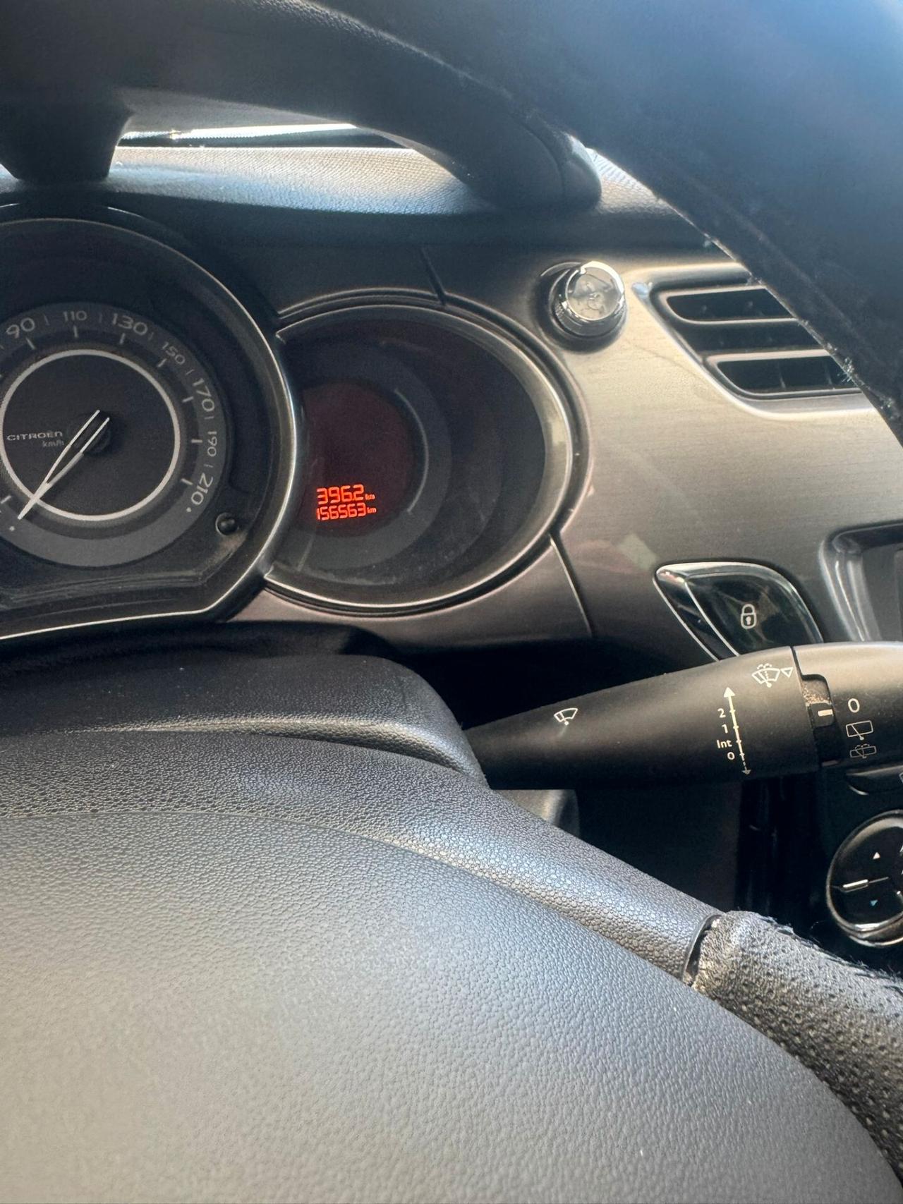 Citroen C3 1.4 Exclusive Style