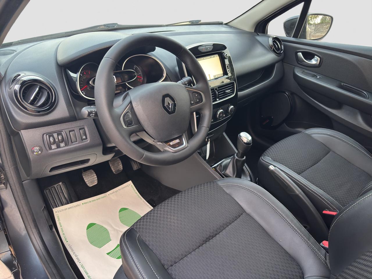 Renault Clio TCe 12V 90 CV GPL 5 porte Moschino Intens