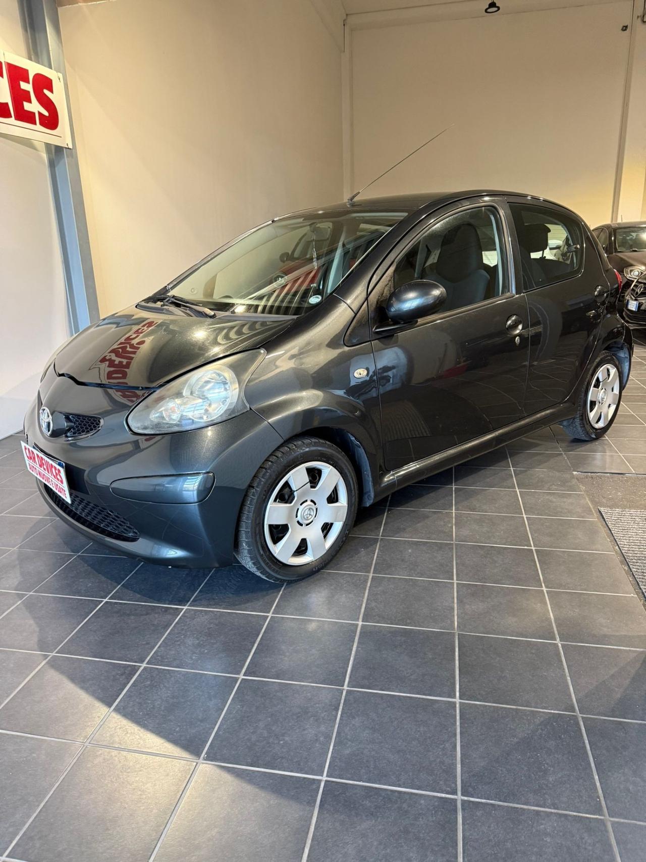 Toyota Aygo 1.0 -AUTOMATICA-NEOPATENTATI