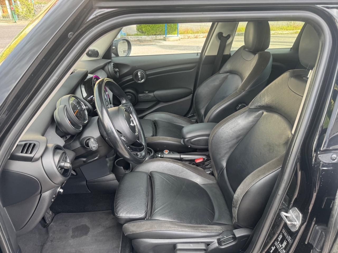 Mini 1.5 Cooper D 5 porte TETTO PANORAMA