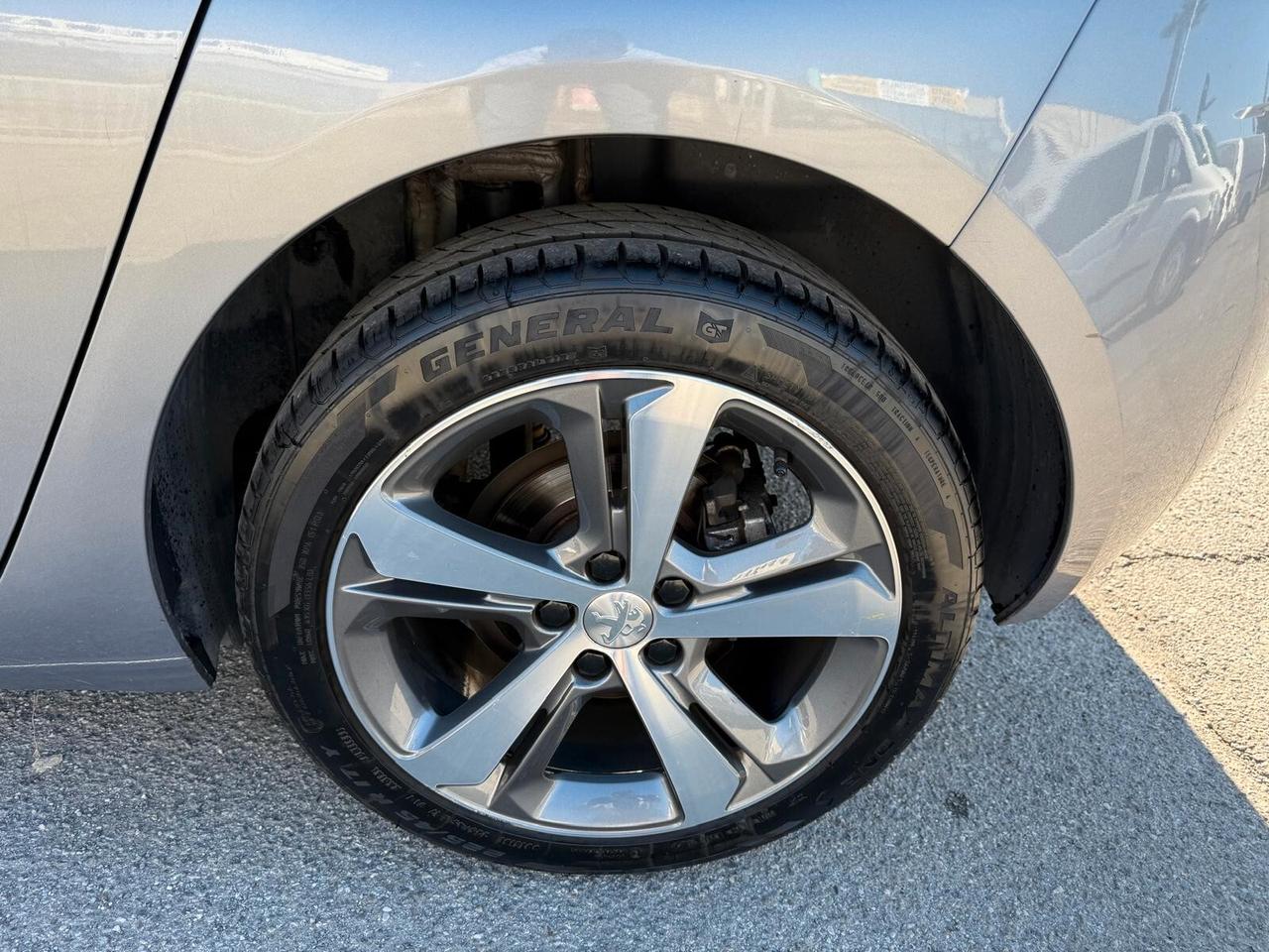 Peugeot 308 BlueHDi 120