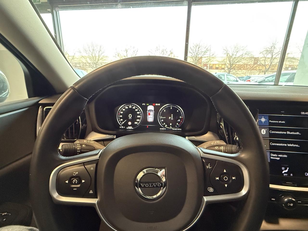 Volvo V60 B4 (d) Geartronic Momentum Business Pro