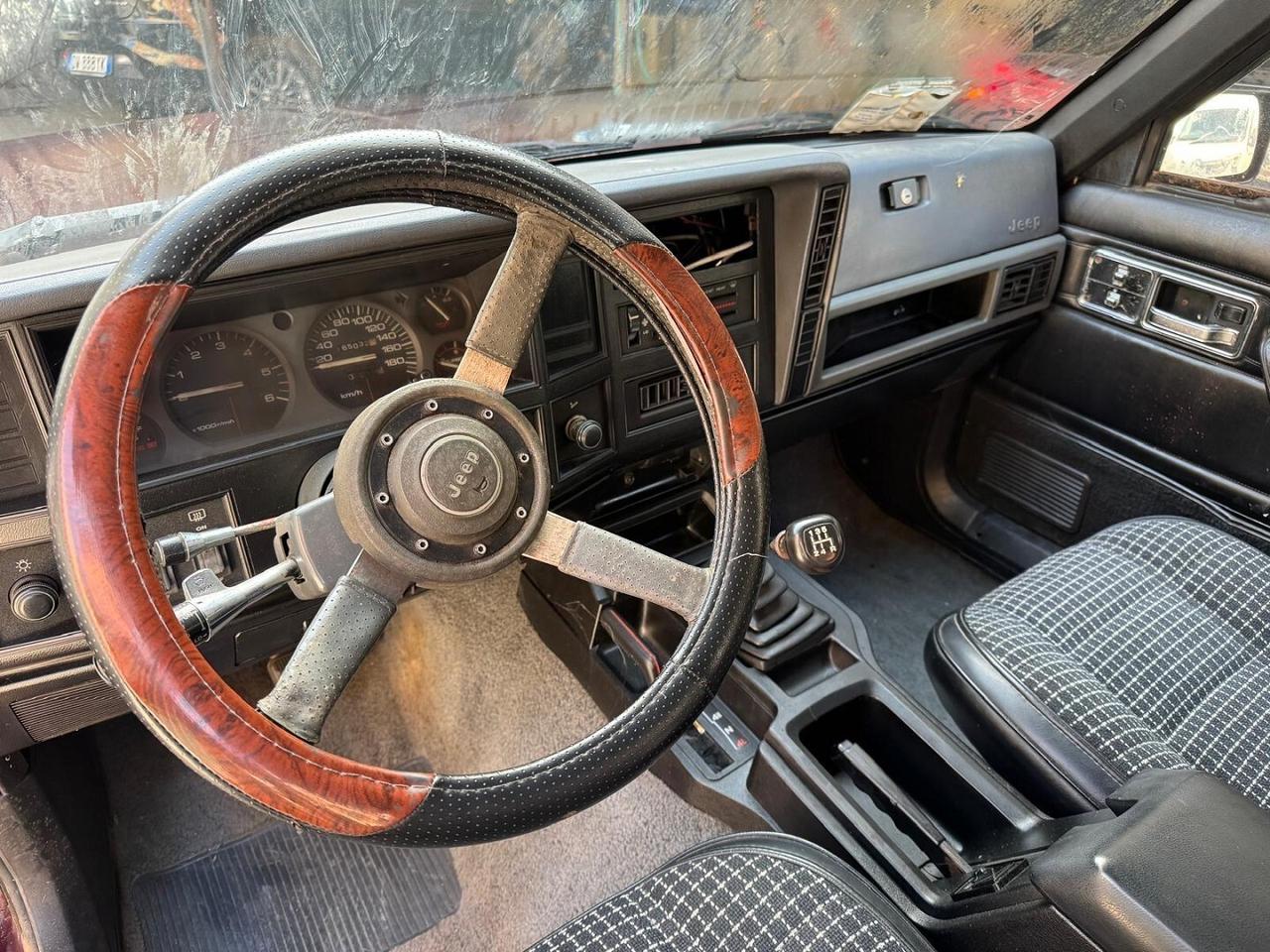 JEEP Cherokee 2.1 turbodiesel 5 porte Chief