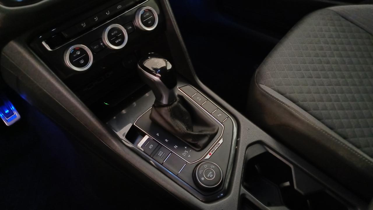 VOLKSWAGEN Tiguan 2.0 tdi Advanced R-Line Exterior Pack 4motion 150cv dsg