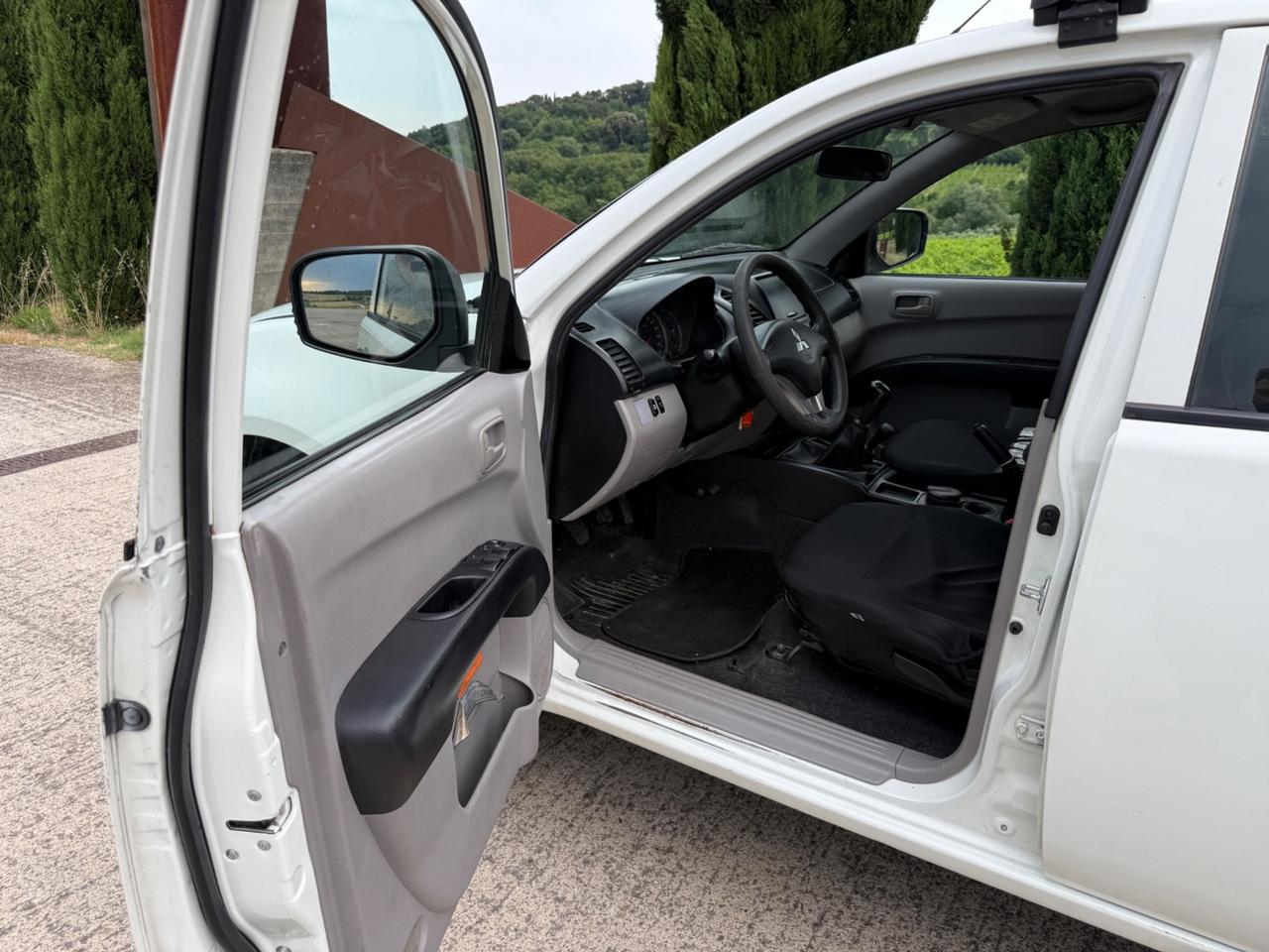 Mitsubishi L200 2.5 DI-D/136CV Double Cab Intense