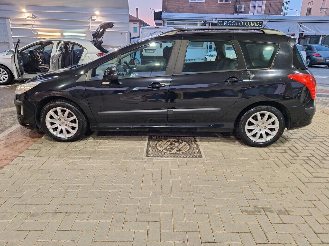 Peugeot 308 1.6 HDi 110CV SW Ciel Féline SOLI 84.000KMUNICOPRO KM CERTIFICATI NEOPATENTATI