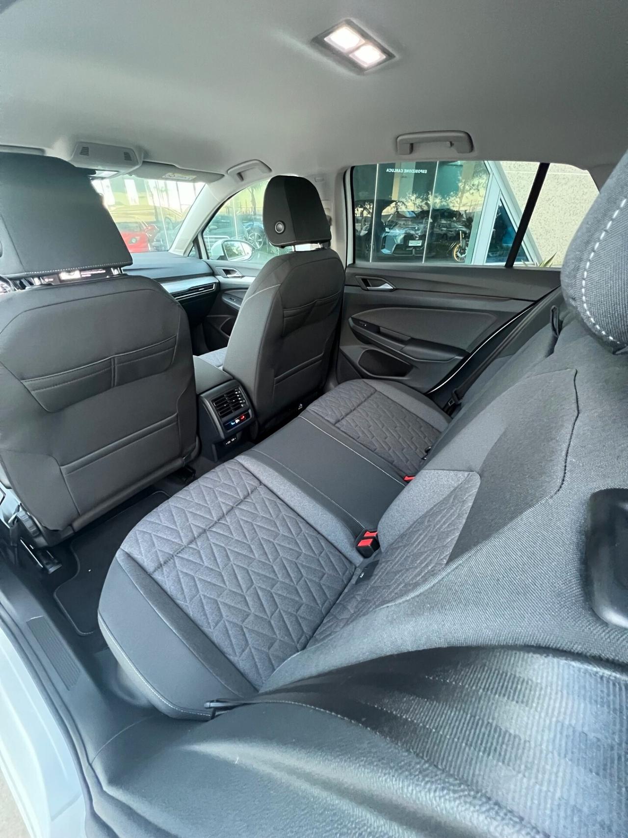 Volkswagen Golf 1.5 tsi ehybrid possbilità noleggio no scoring