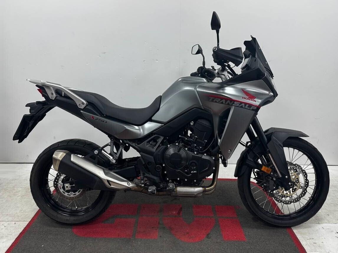 Honda XL 750 Transalp DA 110 € AL MESE – SENZA ANTICIPO