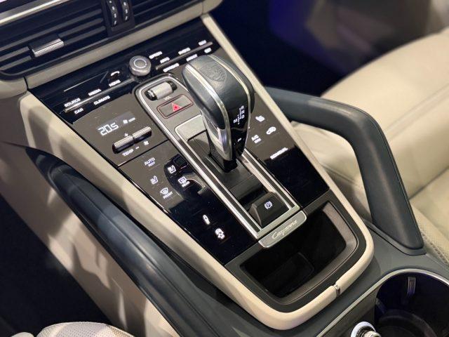 PORSCHE Cayenne 3.0 Hybrid V6 IVA ESPOSTA