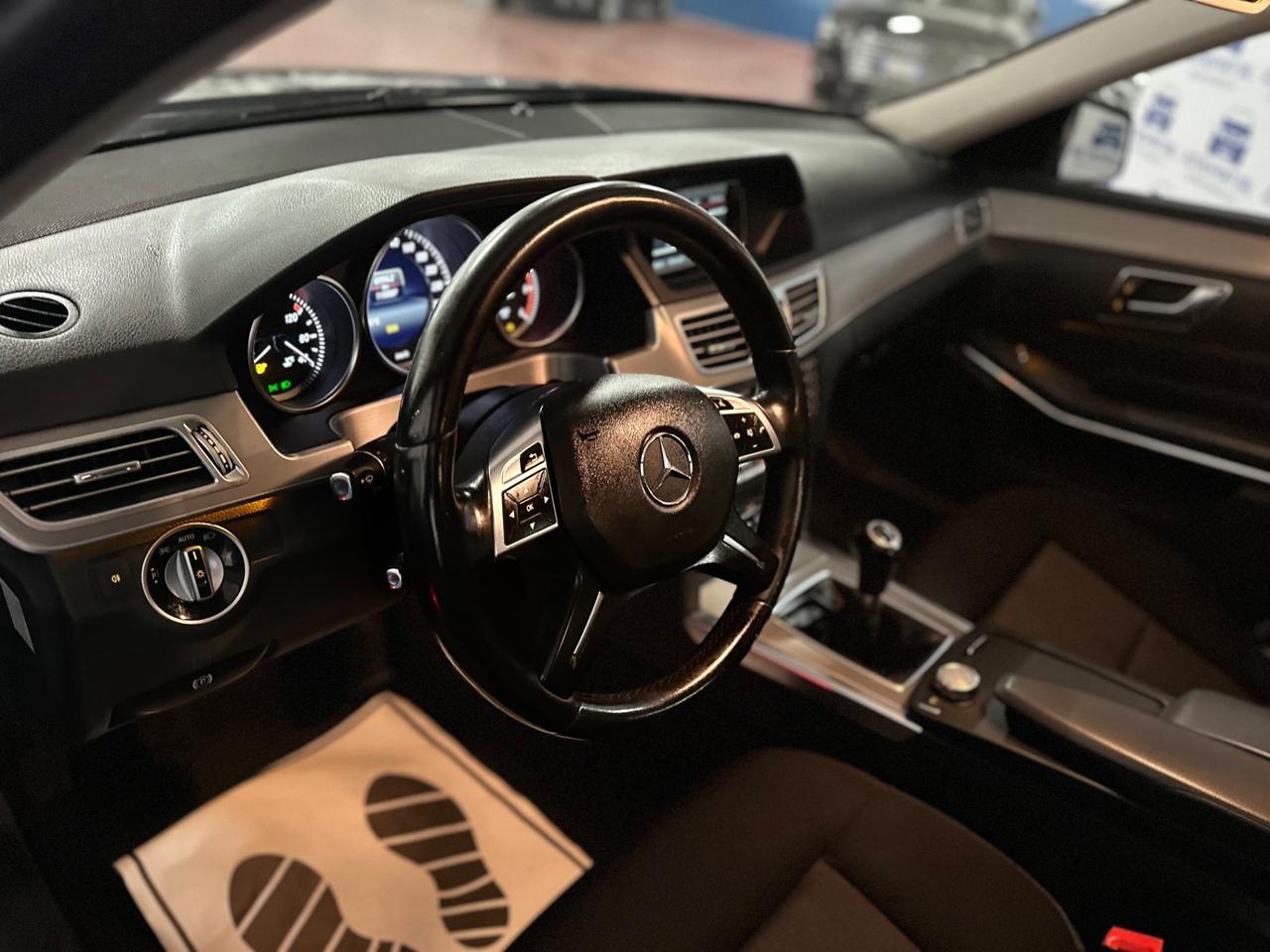 Splendia Mercedes-benz E 200 CDI Premium/110.000km