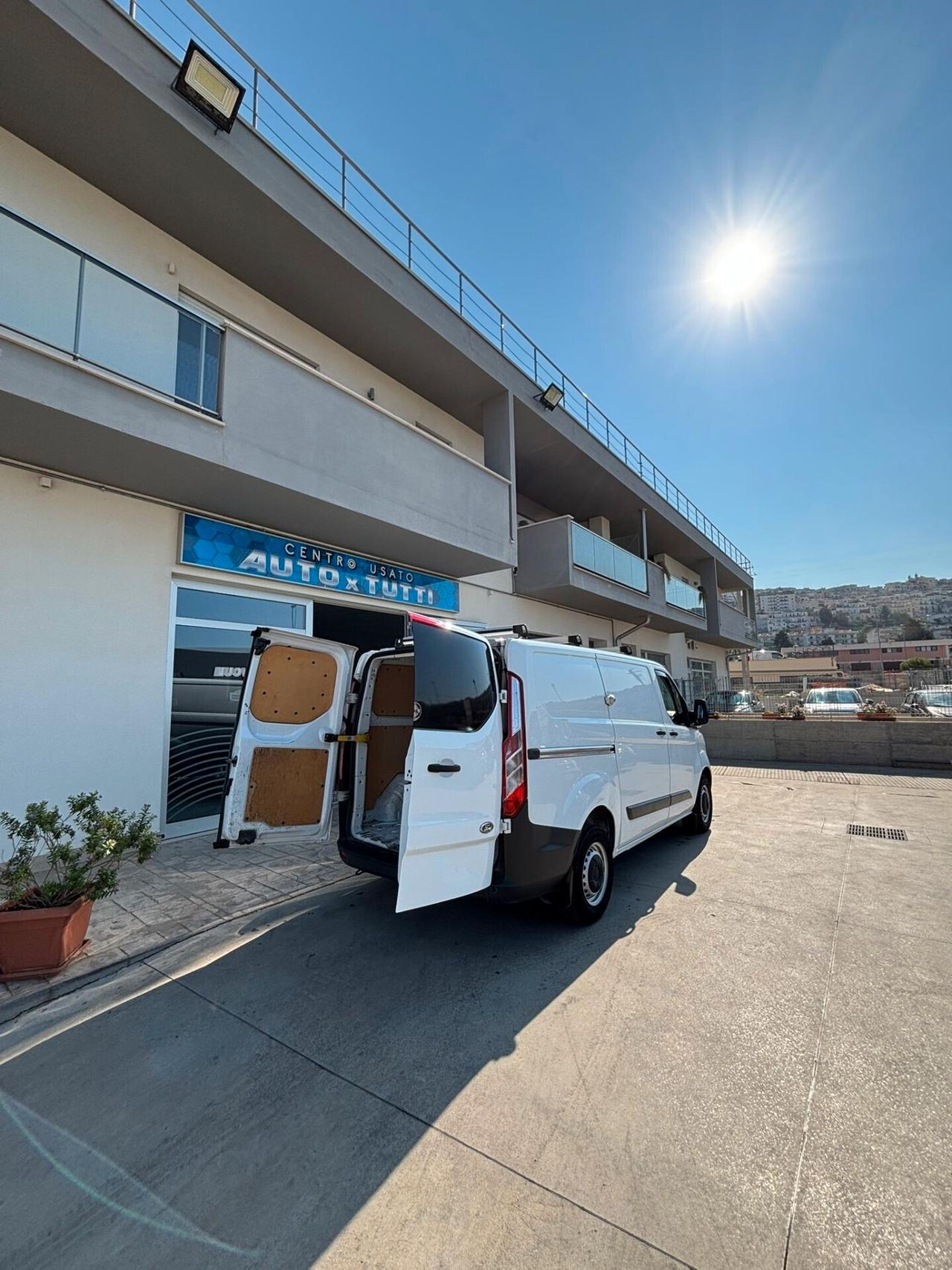 Ford Transit Custom 310 2.0 TDCi 170 PC Furgone Titanium