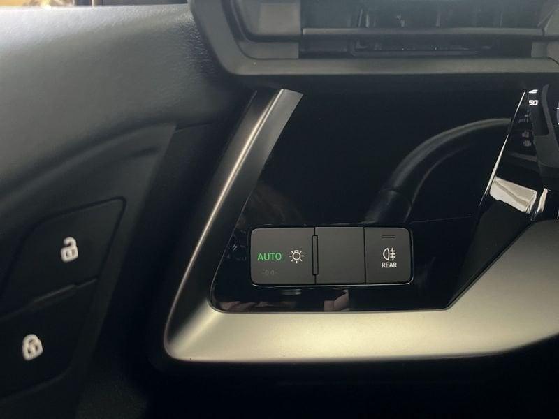 Audi A3 Sportback 30 TFSI S tronic Business